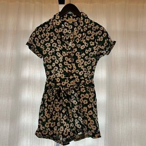 NWT Olivaceous Floral Romper